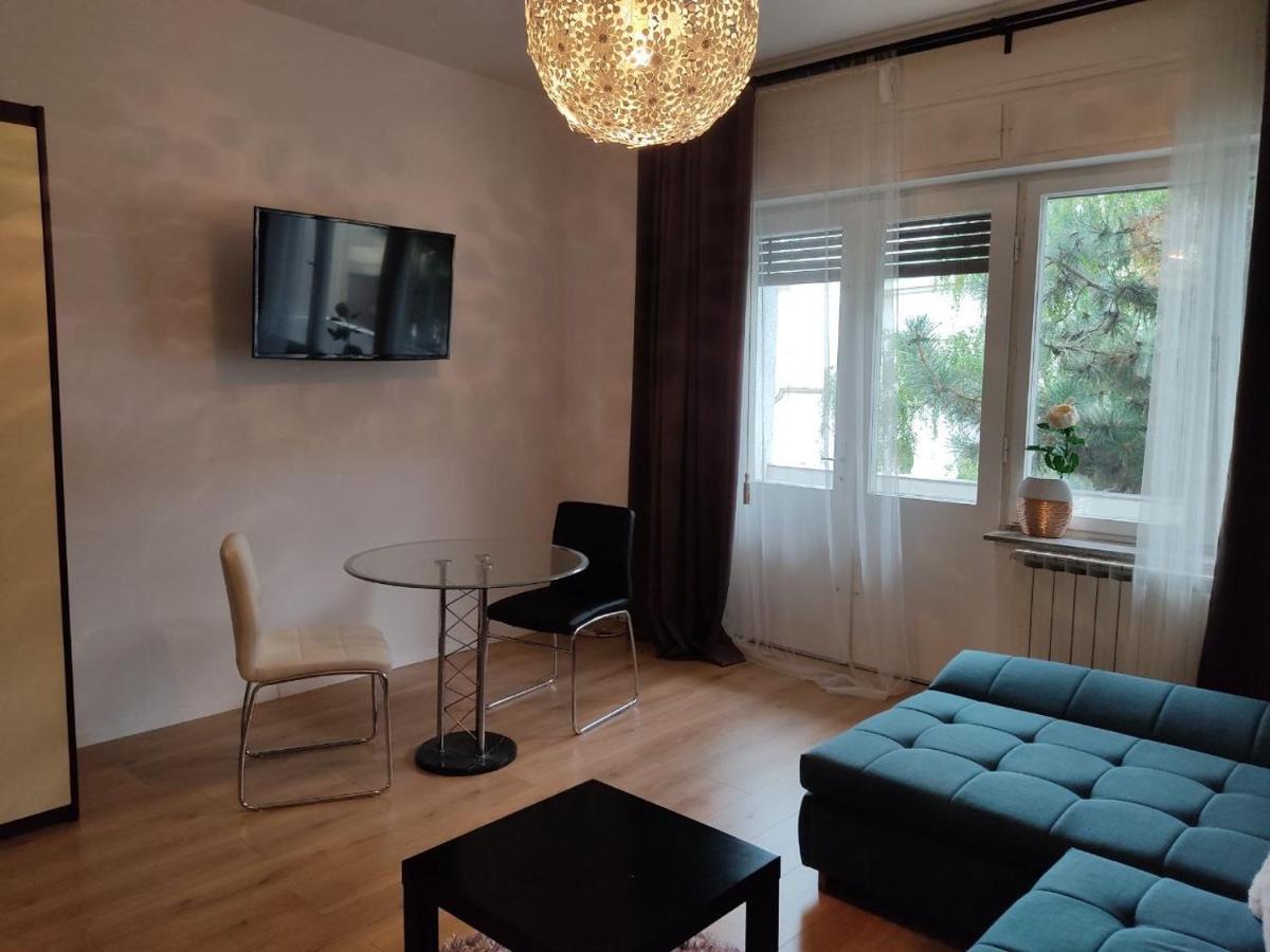 Apartment Vera Zagreb Exteriör bild
